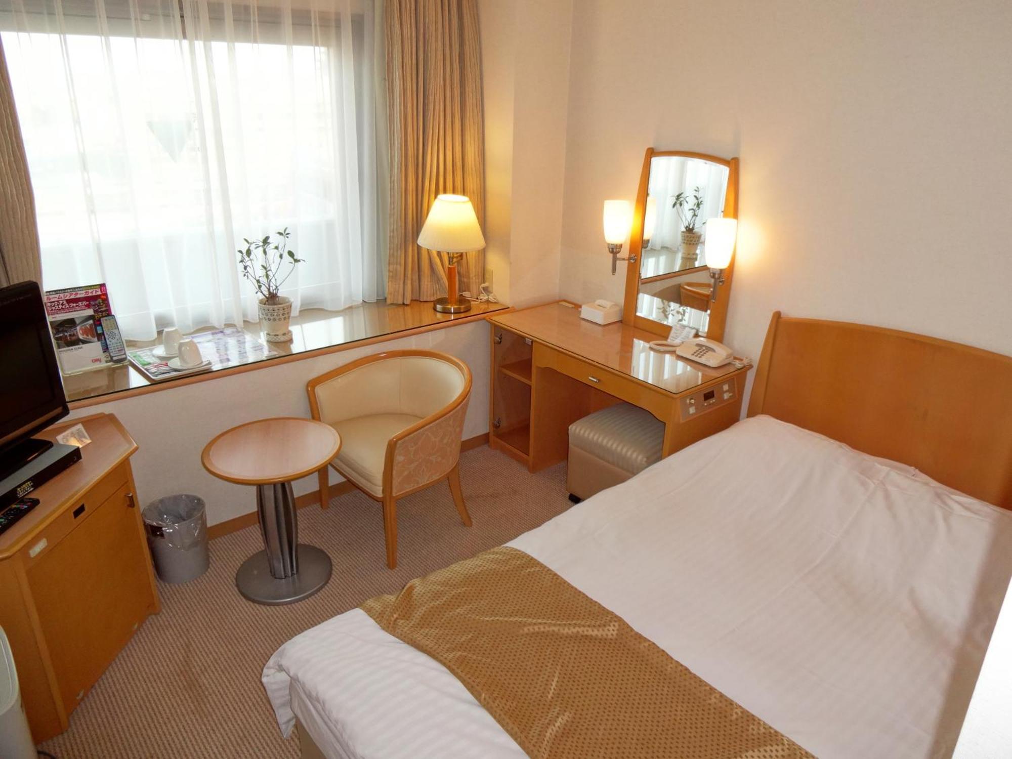 Kobe Luminous Hotel Zimmer foto