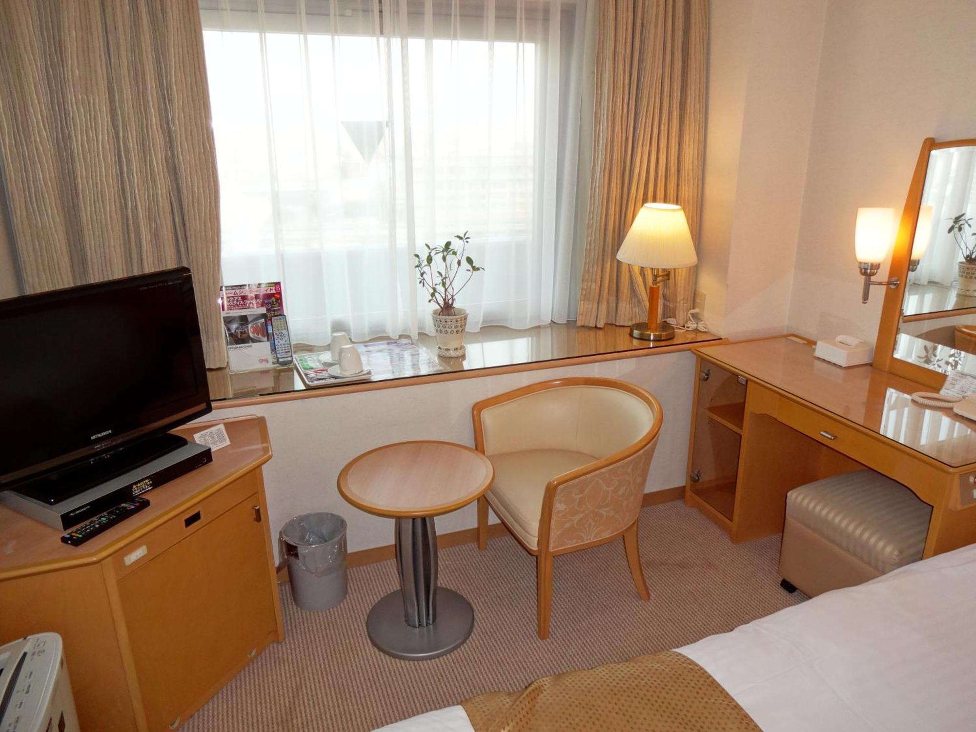 Kobe Luminous Hotel Zimmer foto